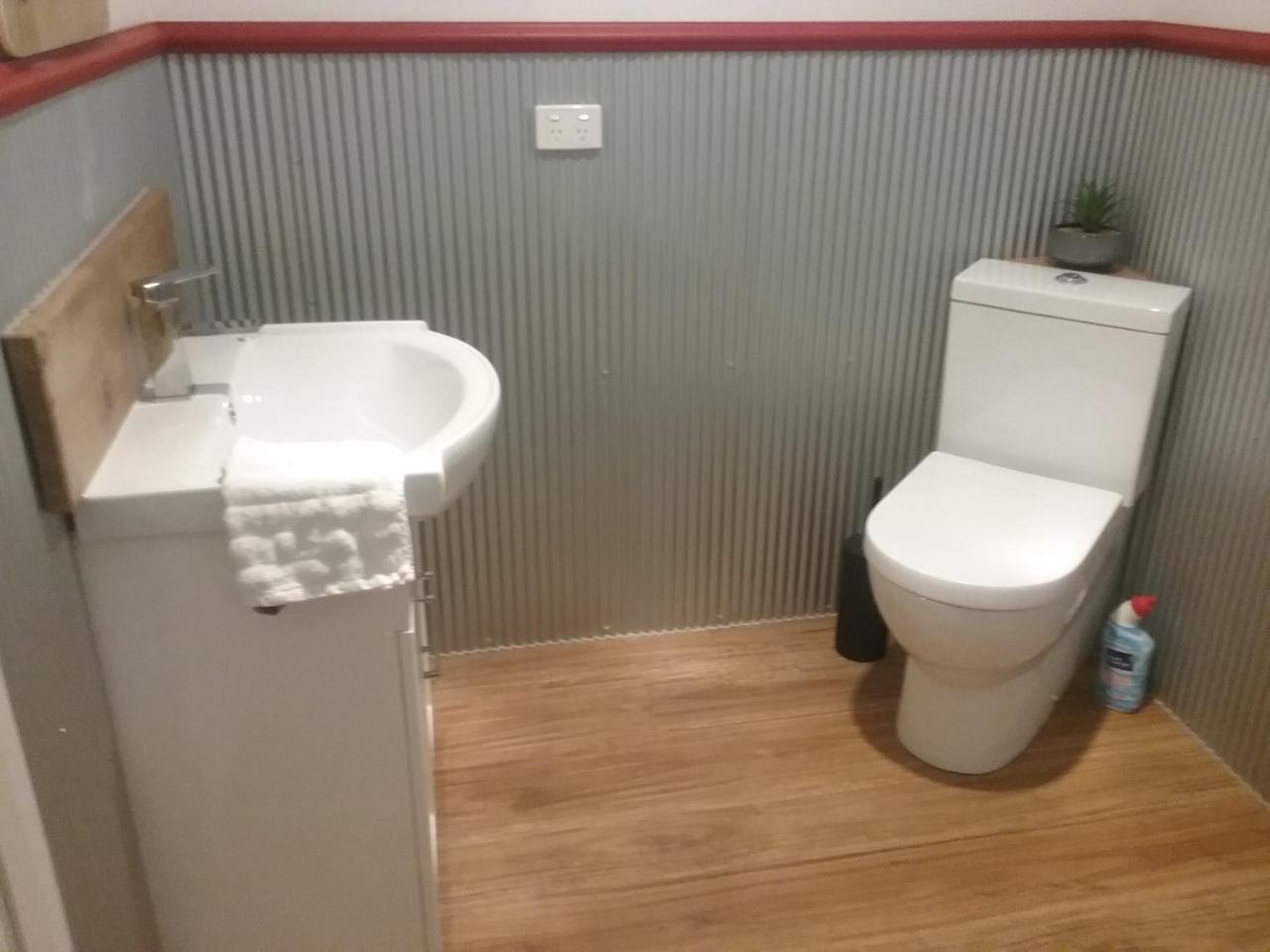 Tullah Tavern Экстерьер фото